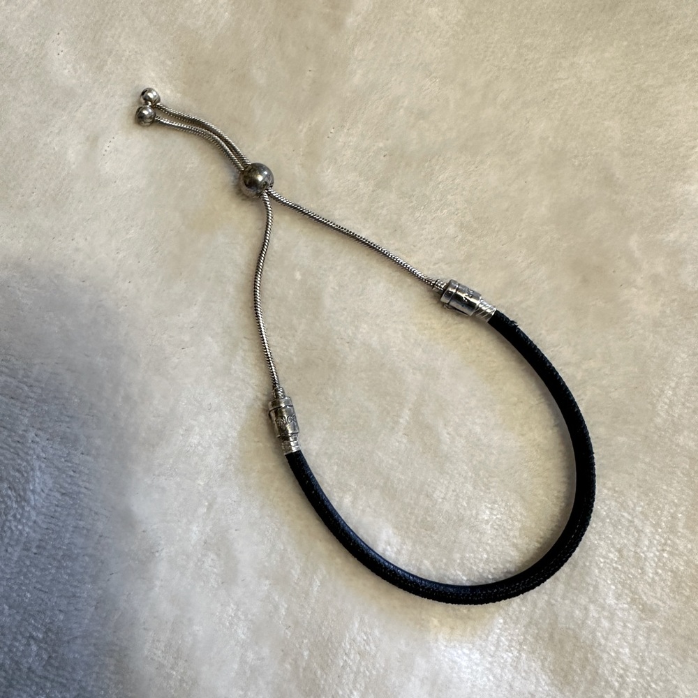 Pandora Moments Leather bracelet